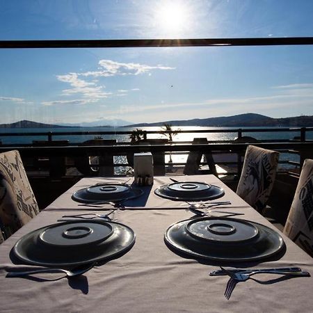 Carpe Diem Hotel ไอวาลิค ภายนอก รูปภาพ