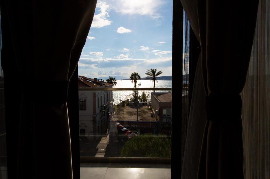 Carpe Diem Hotel ไอวาลิค ภายนอก รูปภาพ