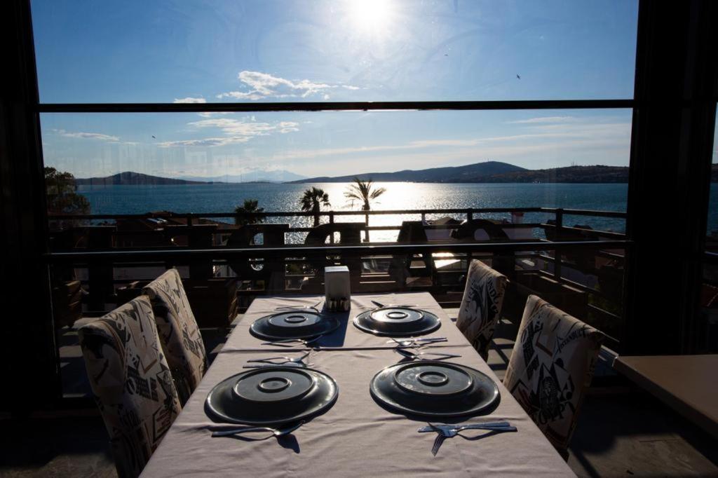 Carpe Diem Hotel ไอวาลิค ภายนอก รูปภาพ