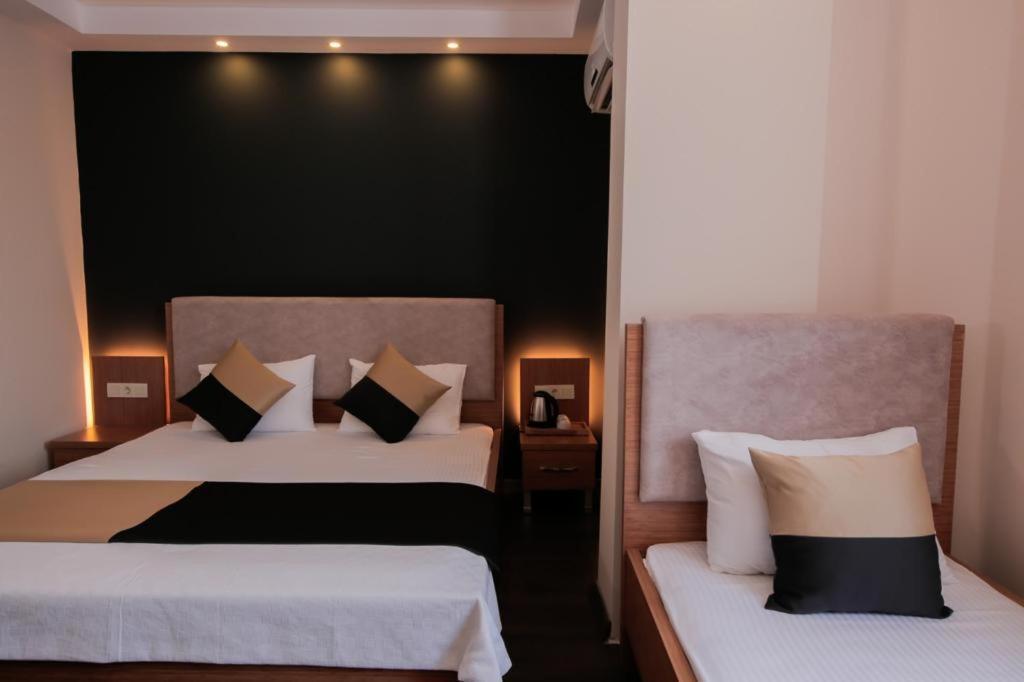 Carpe Diem Hotel ไอวาลิค ภายนอก รูปภาพ